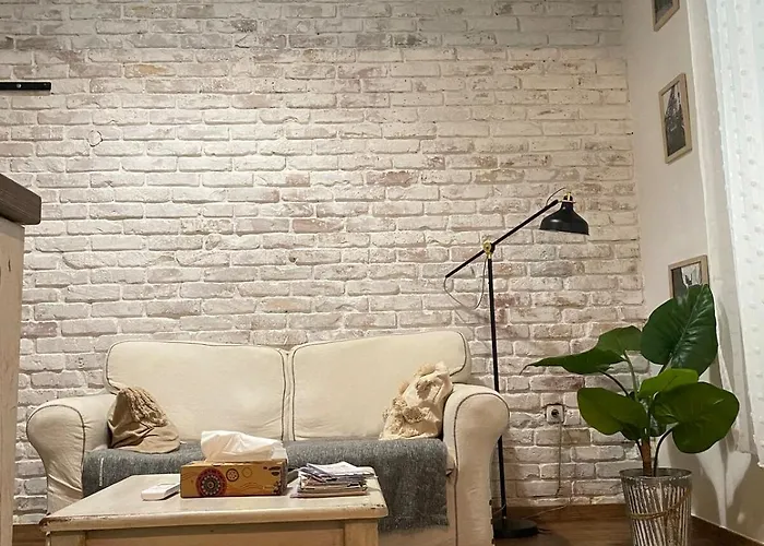 Dori S Lovely Apartment In Budapest